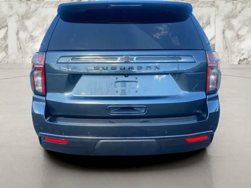 Shadow Gray Metallic 2021 Chevrolet Suburban Z71