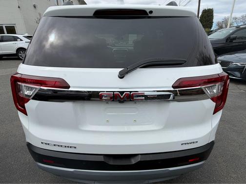 Summit White 2021 GMC Acadia SLT