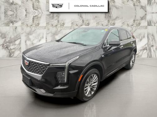 Stellar Black Metallic 2025 Cadillac XT4 Premium Luxury
