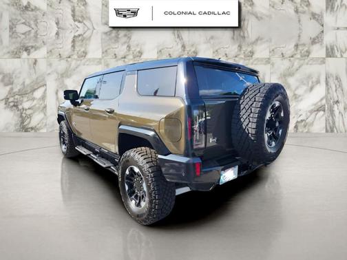 Deep 2025 GMC HUMMER EV SUV 2X