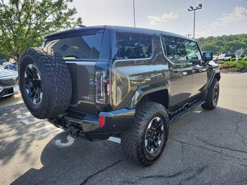 Deep 2025 GMC HUMMER EV SUV 2X