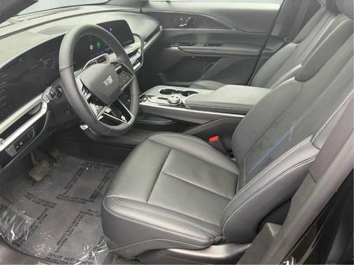 Stellar Black Metallic 2023 Cadillac LYRIQ Luxury