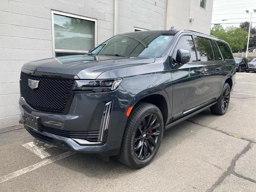 2022 Cadillac Escalade ESV Sport Platinum