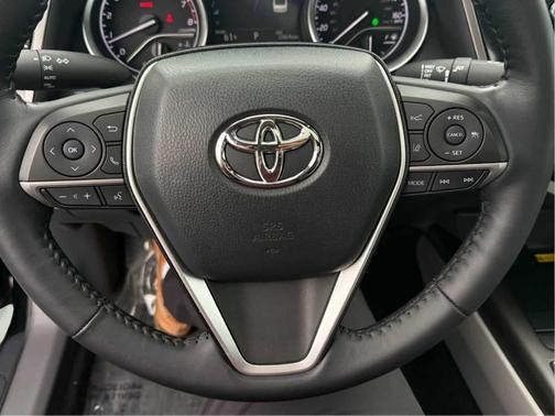 2022 Toyota Camry XLE