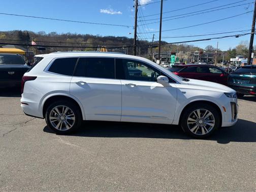Crystal White Tri-Coat 2025 Cadillac XT6 Premium Luxury AWD