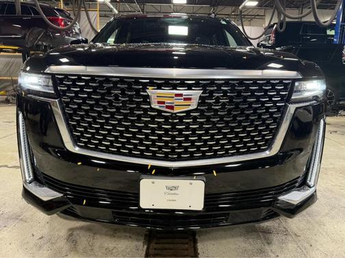2024 Cadillac Escalade ESV Premium Luxury