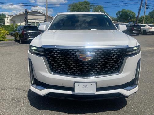 2024 Cadillac Escalade ESV Premium Luxury