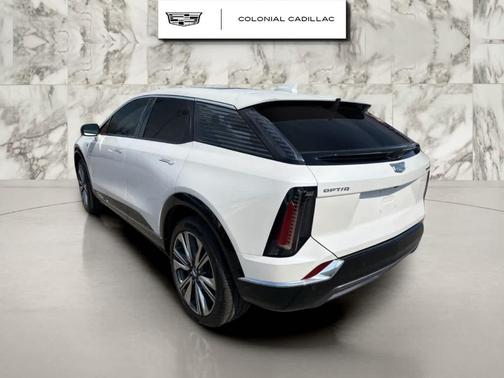 Crystal White Tri-Coat 2025 Cadillac OPTIQ Luxury