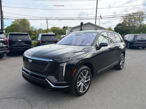 Stellar Black Metallic 2026 Cadillac VISTIQ Sport