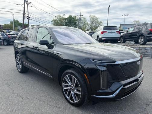 Stellar Black Metallic 2026 Cadillac VISTIQ Sport