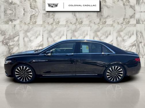 Black 2019 Lincoln Continental Black Label