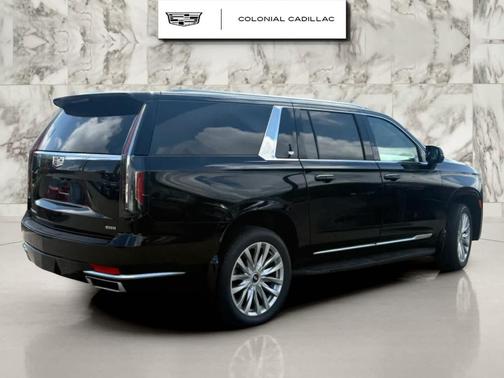 2024 Cadillac Escalade ESV Luxury