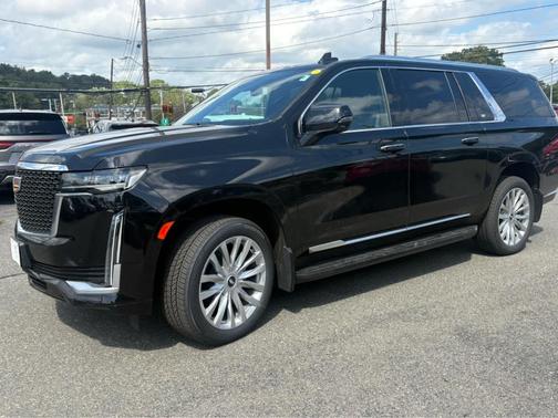 2024 Cadillac Escalade ESV Luxury