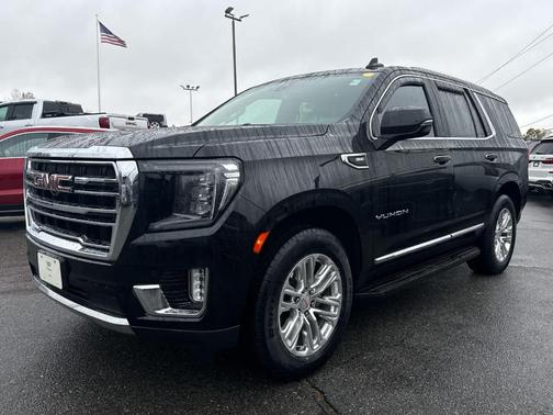 2022 GMC Yukon SLT