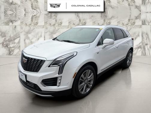 Crystal White Tri-Coat 2024 Cadillac XT5 Premium Luxury