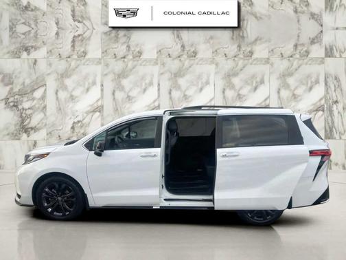 2024 Toyota Sienna XSE 7 Passenger