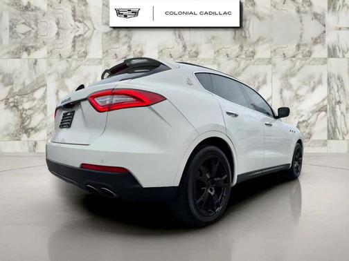 2017 Maserati Levante Base