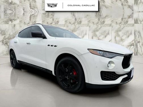 2017 Maserati Levante Base