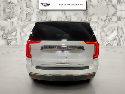 2024 GMC Yukon SLT