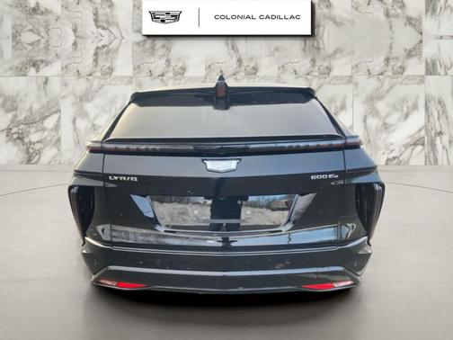 2024 Cadillac LYRIQ Sport