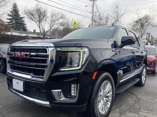 2024 GMC Yukon SLT