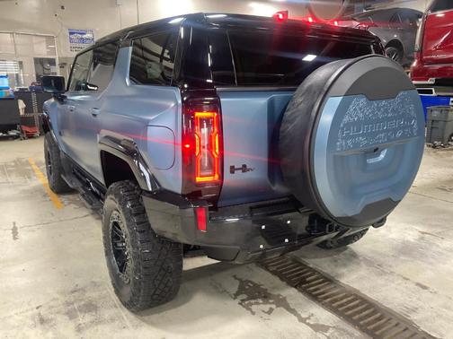 2024 GMC HUMMER EV SUV 3X