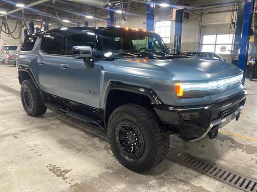 2024 GMC HUMMER EV SUV 3X