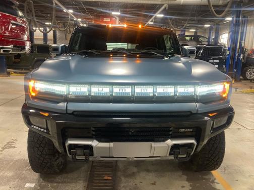 2024 GMC HUMMER EV SUV 3X