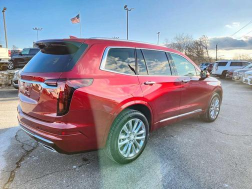 2025 Cadillac XT6 Premium Luxury AWD