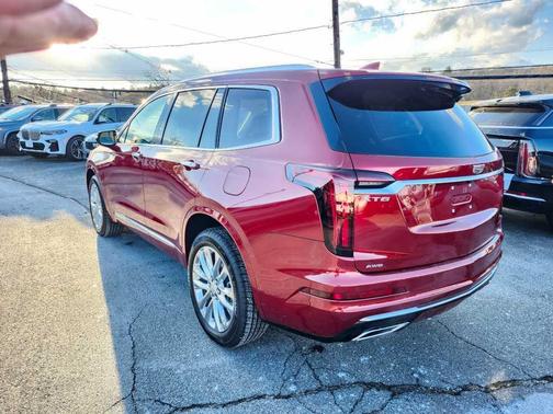 2025 Cadillac XT6 Premium Luxury AWD