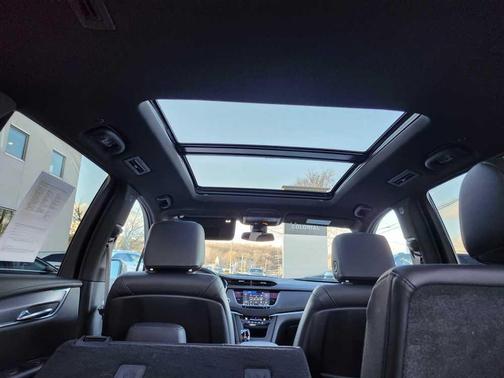 2024 Cadillac XT6 Luxury AWD