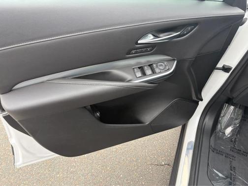 Crystal White Tri-Coat 2022 Cadillac XT4 Premium Luxury