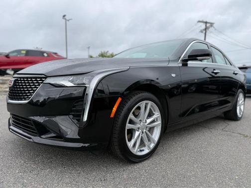 2024 Cadillac CT4 Luxury
