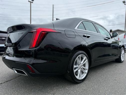 2024 Cadillac CT4 Luxury