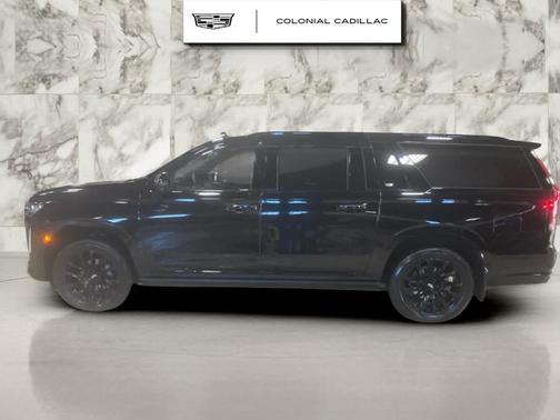 2023 Cadillac Escalade ESV Sport