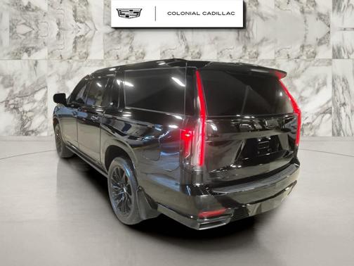 2023 Cadillac Escalade ESV Sport