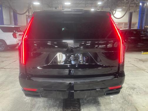 2023 Cadillac Escalade ESV Sport