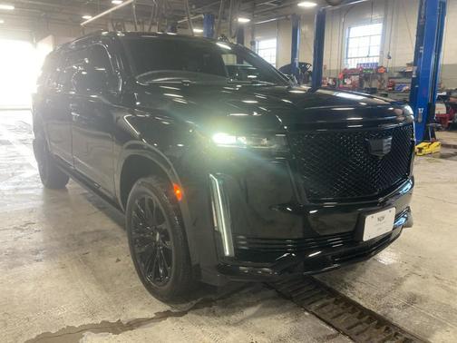 2023 Cadillac Escalade ESV Sport