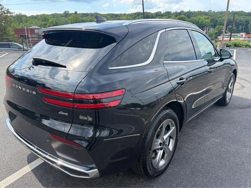 Vik Black 2026 Genesis GV70 2.5T