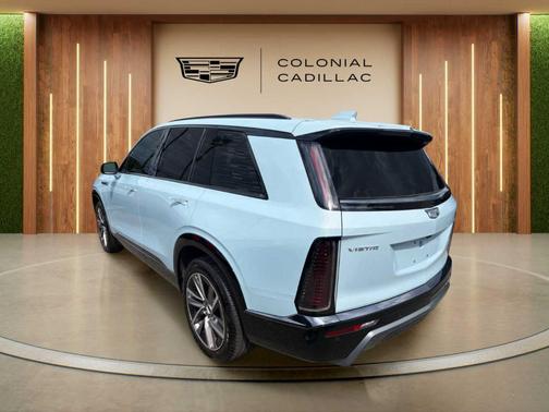 Metallic 2026 Cadillac VISTIQ Sport