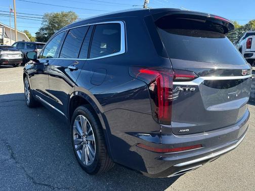 2025 Cadillac XT6 Premium Luxury AWD