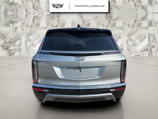 Silver Metallic 2026 Cadillac VISTIQ Luxury
