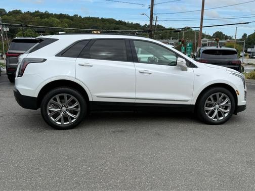 2021 Cadillac XT5 Sport