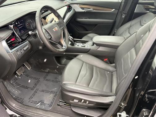 2025 Cadillac XT6 Sport AWD