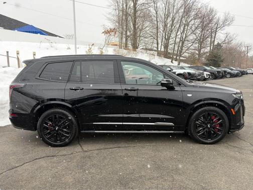 2025 Cadillac XT6 Sport AWD