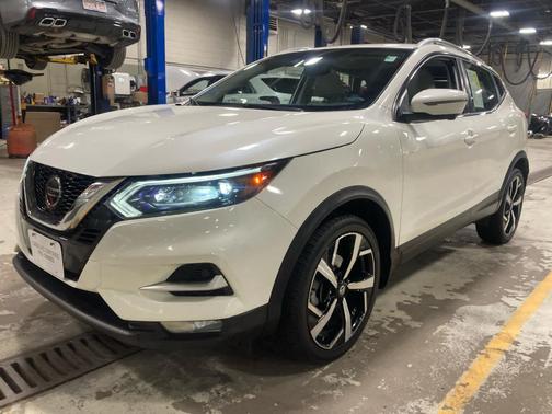 2021 Nissan Rogue Sport SL