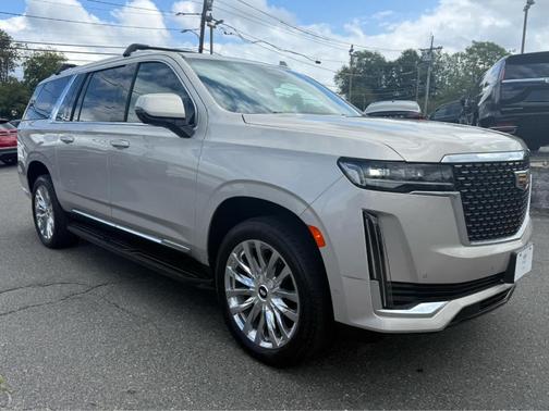 2024 Cadillac Escalade ESV Premium Luxury