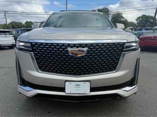 2024 Cadillac Escalade ESV Premium Luxury