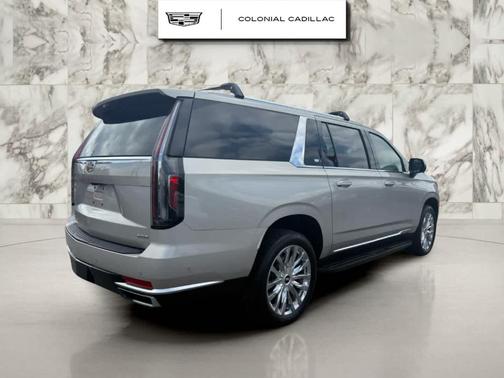 2024 Cadillac Escalade ESV Premium Luxury