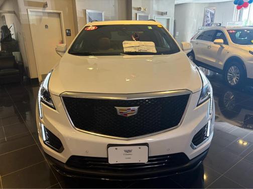Crystal White Tri-Coat 2025 Cadillac XT5 Sport